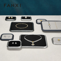 Ensemble de plateaux de présentation modulaires en métal pour bijoux, doublés de velours, pour bagues, pendentifs et colliers, pour vitrine de magasin