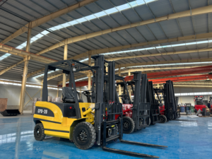 Mini carretilla elevadora eléctrica flexible 500KG Peso-1,5 m Elevador hidráulico, control remoto y empuje manual, compacto para almacén - Product Image 3