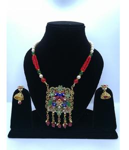 Elegante Juego de Collar y Aretes de Aleación con Baño de Oro y Diseño Polki, Ideal para Bodas y Fiestas Tradicionales para Mujer - Product Image 1