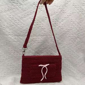 Funda de <span class=keywords><strong>libro</strong></span> de Material de algodón de ganchillo a mano con logotipo personalizado, funda de <span class=keywords><strong>libro</strong></span> de <span class=keywords><strong>Amigurumi</strong></span> de Color rojo encantador - Product Image 2