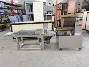 Máquina Formadora <span class=keywords><strong>de</strong></span> Masa para Pan Árabe a Precio Económico, Rodillo para Moldear <span class=keywords><strong>y</strong></span> Cortar Masa en Diferentes Formas - Product Image 4