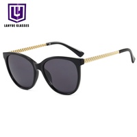 Kacamata Sunglasses Pria Retro Cat Eye Oversized Bingkai Tebal Logam Penuh UV400 Terpolarisasi untuk Mengemudi Mewah