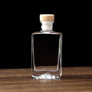 500ml Heave <span class=keywords><strong>base</strong></span> fond <span class=keywords><strong>de</strong></span> montagne bouteille <span class=keywords><strong>de</strong></span> spiritueux en verre rond verre <span class=keywords><strong>gin</strong></span> vodka bouteilles <span class=keywords><strong>de</strong></span> whisky avec dessus en verre - Product Image 4