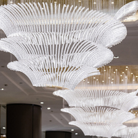 Lustre LED moderne de luxe en verre suspendu pour hall d'hôtel, grand luminaire personnalisé de haute qualité