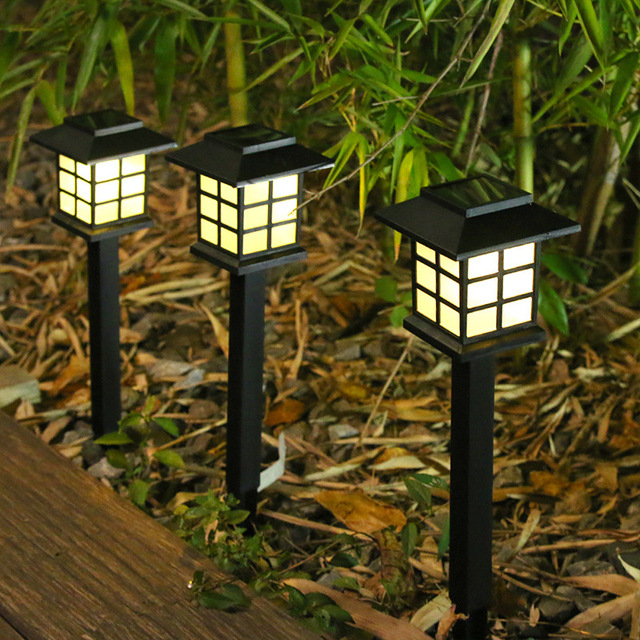 IP65 Waterproof Small LED Lawn Light Outdoor Mini Solar Garden Light with Rainproof Feature for Palace Lighting