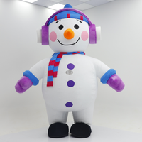 Costume gonflable de mascotte de Noël pour adulte, costume de Père Noël marchant avec écharpe de bonhomme de neige, idéal pour défilés de Noël, fêtes et publicité