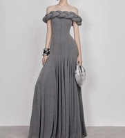 Robe unie drapée pour femme, coupe ajustée, à découpes et plis, col bateau, épaules dénudées, taille haute
