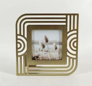 Marco de Fotos de Aluminio de Calidad de Exportación LIVING CRAFT, Ligero, para Decoración de Hogar, Oficina, Pared o Mesa, Ideal para Bodas y Familiares - Product Image 3