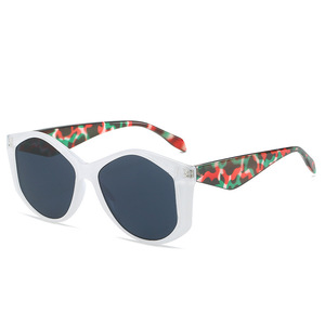 <b>Large</b> <b>Frame</b> Irregular Color Sun Glasses Men and Women Custom Sunglasses 2023 UV400 - Product Image 1