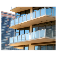 Système de garde-corps en verre résistant à la rouille et aux intempéries Prima PR Commercial pour escalier extérieur moderne, en alliage d'aluminium avec profilé en U