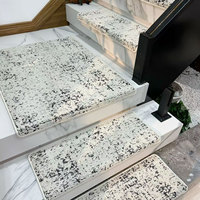Toptan Özelleştirilmiş Modern Döngülü Havlı Anti-Statik Çevre Dostu Su Geçirmez İç Mekan Merdiven Basamakları Ev İçin Merdiven Halıları