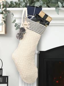 Bas tricotés traditionnels <span class=keywords><strong>de</strong></span> haute qualité avec bas <span class=keywords><strong>de</strong></span> Noël gris blanc sur la cheminée - Product Image 6