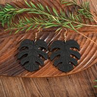 Vente en gros pas cher goutte d'eau Monstera feuille géométrique hawaïenne africaine boucles d'oreilles en bois pour les femmes