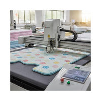Machine de découpe automatique de coussins pour animaux de compagnie, couteau oscillant CNC pour matériaux en mousse, éponge, textile et cuir