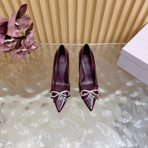 รองเท้าส้นสูงผู้หญิงคุณภาพสูง Jimmy หนังแก้วเงา ประดับเพชร โบว์ตกแต่ง แฟชั่นทันสมัยและสง่างาม ดีไซน์เก๋ไก๋ - Product Image 4