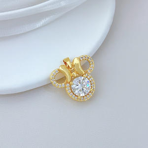 [Ouro Verdadeiro de Cobre] Pingente de Urso de Pelúcia com Laço, Joia Artesanal DIY Transfronteiriça da Moda, Microincrustado com Zircônio, Compatível - Product Image 3