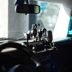 2007-2022 สําหรับToyota <span class=keywords><strong>Fj</strong></span> <span class=keywords><strong>Cruiser</strong></span>คอนโซลกลางขยายแทร็กอุปกรณ์เสริมโทรศัพท์มือถือIntercom Multi-Function Racket - Product Image 4