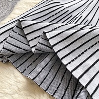 Robe Tricotée Rayée à Col Carré sans Manches pour Femme, Robe d'Été Mince Respirante à la Mode Décontractée