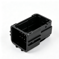 Boîtier moulé par injection en ABS noir personnalisé avec port inférieur et languettes de fixation pour module de contrôle industriel