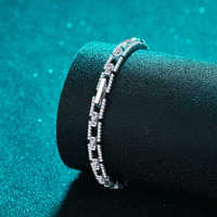Asli 925 Perak Sangat Baik Cut Pass Berlian Uji Masa Lalu Sepenuhnya Diaspal Putih Emerald Mikro D Warna Moissanite Bangle Perhiasan Halus