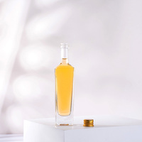 Bouteille de spiritueux en verre transparente mini 50 ml vide avec bouchons à vis pour vodka, whisky, liqueur – Vente en gros usine