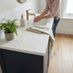 Encimera de Cuarzo de Piedra Artificial de Alta Calidad Directo de Fábrica, Color Blanco Calacatta con Vetas Grises Doradas, para Superficie de Mesa de Comedor de Cocina - Product Image 3