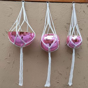Vente flash : <span class=keywords><strong>Pot</strong></span> de fleurs rond <span class=keywords><strong>suspendu</strong></span> en forme de boule disco avec corde en macramé métallique, trou de drainage pour la décoration de la maison - Product Image 4