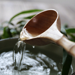 Louche à eau en bois massif avec bec verseur, cuillère à thé en bois non peinte, cuillère de cuisine écologique - Product Image 4