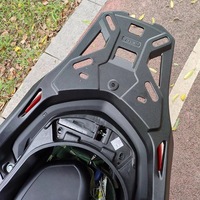 Support de Top Case Moto pour Yamaha XMAX 300 - Porte-Bagages Arrière en Alliage d'Aluminium Durable