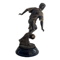 Trophée de football personnalisé WeiVista en résine peinte à la main, récompense pour joueur de football, vente en gros, fourniture d'usine pour club