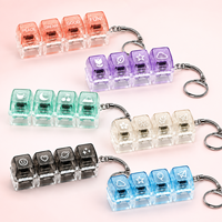 Porte-clés en forme de touche de clavier en gros, design personnalisé pour clavier mécanique, support en acrylique transparent, cadeau promotionnel d'entreprise