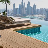 Planches de terrasse composites en bois et plastique respectueuses de la peau Revêtement de sol gaufré 3d Carrelages de sol imperméables pour balcon