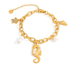 Pulsera de Moda con Dijes, Chapada en Oro, con Colgante de Concha de Caballito de Mar, Joyería Unisex, Accesorio con Temática Oceánica de Verano - Product Image 5