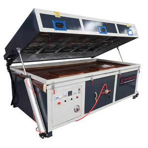 Porte en bois MDF WPC Machine à plastifier par thermoformage par sublimation <span class=keywords><strong>3D</strong></span> Machine à plastifier Machine à presser à membrane sous vide en PVC pour placage de bois - Product Image 1