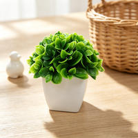 Boule de topiaire artificielle réaliste en plastique, petite plante verte en pot, durable et résistante à l'eau, pour hôtels de luxe, tendance 2026, vente en gros