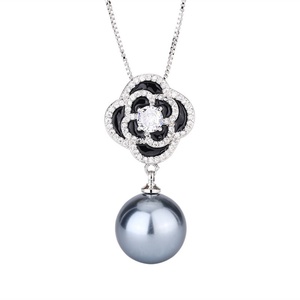 Fashion Jewelry Eco-friendly Copper 16-14MM Shell Pearl Camellia Flower Design Temperament Pendant and Earrings Set for Women - Product Image 2