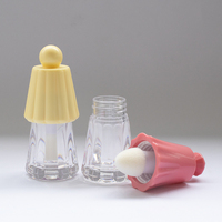 Nouveau design coloré, tubes à gloss cosmétiques vides en plastique transparent de 5 ml, forme spéciale, mignons, avec logo personnalisé OEM, bouchon à vis, couleur personnalisée