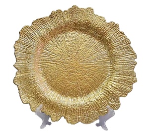 <span class=keywords><strong>Assiette</strong></span> de présentation en plastique texturé doré de 13 pouces avec bord festonné pour la décoration de table de mariage, banquet ou événement - Product Image 1