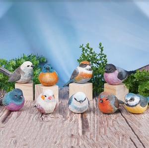 Escultura Decorativa de Madera Pintada a Mano con Forma de Pájaro, Adornos Navideños, Figuritas de Pájaro Azul - Product Image 2