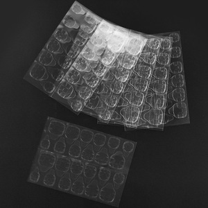 Pegatinas adhesivas transparentes de gelatina de doble cara 3D de fábrica personalizadas, suministros adhesivos invisibles impermeables <span class=keywords><strong>para</strong></span> <span class=keywords><strong>uñas</strong></span>, venta al por mayor - Product Image 3