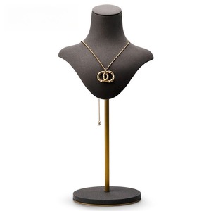Custom Necklace <b>display</b> stand, jewelry stand, metal leather heart-shaped portrait <b>model</b> necklace stand, high-end jewelry stand - Product Image 1