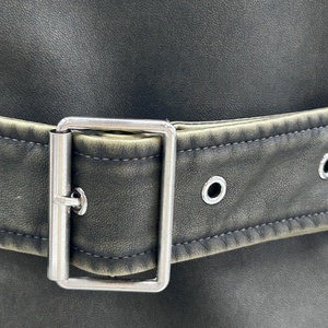 Giacca in Pelle PU Personalizzata per Donna, Lunghezza Corta, Stile Vintage con Design che Valorizza la Vita - Product Image 4