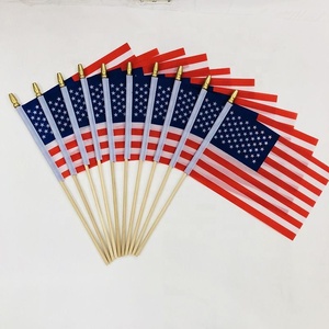 Hot Bán 4X6 Inch Cầm Tay Nhỏ USA Cờ Với Cực Bằng Gỗ Và Goden <span class=keywords><strong>Top</strong></span> <span class=keywords><strong>Hat</strong></span> Cho Đảng Trang Trí Nguồn Cung Cấp - Product Image 3