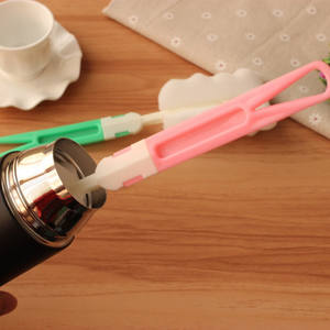Cepillo para tazas con mango largo y cabezal de esponja desmontable para limpiar biberones de vidrio y termos - Product Image 2