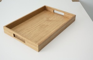 Plateau de service en bois rectangulaire, design moderne, matériau naturel, finition polie, décoration d'intérieur, accessoire de table - Product Image 3