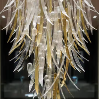 Lustre en verre sur mesure de grande taille, luminaire suspendu moderne de luxe pour hall d'hôtel, villa, escalier, hall, projets d'aménagement intérieur décoratifs
