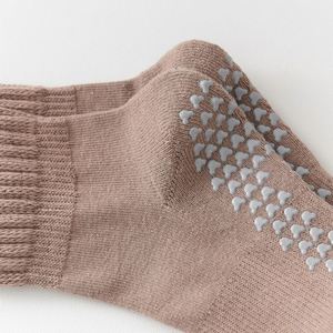 Women's Pile <b>Socks</b> Slouch Yoga <b>Socks</b> Non-Slip <b>Grip</b> <b>Socks</b> Custom - Product Image 4