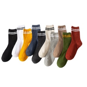 Printemps Mignon Simple Coton Casual Blanc Noir <span class=keywords><strong>Rayures</strong></span> <span class=keywords><strong>Chaussettes</strong></span> Pour Femmes Avec Des Motifs - Product Image 6