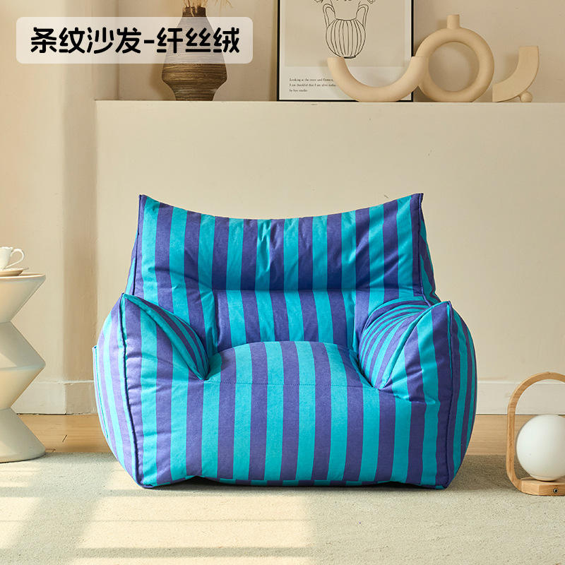 ลายทางสีฟ้าทะเลสาบ [เดี่ยว]