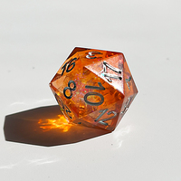 Dés polyédriques personnalisés de couleur orange à bords tranchants faits à la main pour les jeux de donjons et de dragons